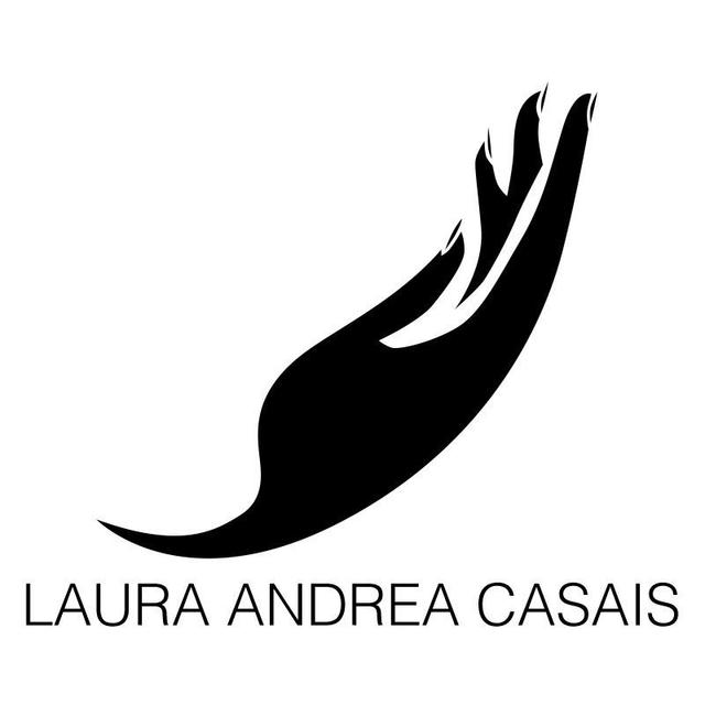 LAURA ANDREA CASAIS