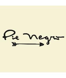 PIE NEGRO