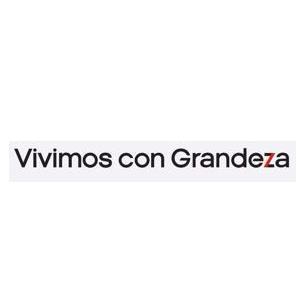 VIVIMOS CON GRANDEZA